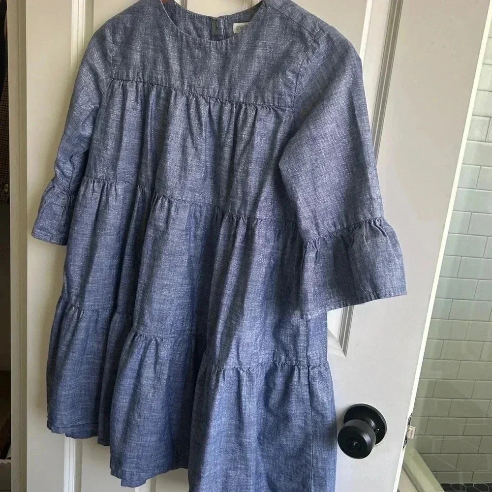 Gymboree chambray blue  dress with shimmer size 14. Love the tiers and ruffles - Picture 3 of 4